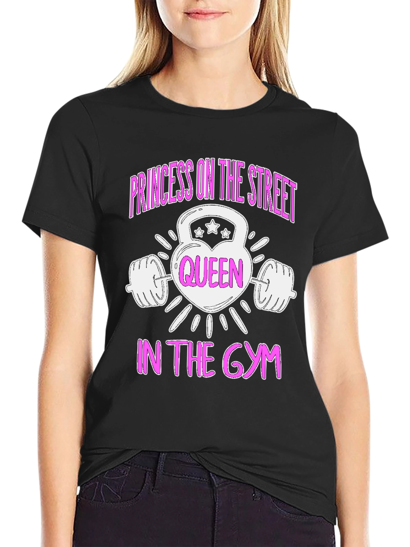 Camiseta Negra Mujer Poderosa Reina en el Gym