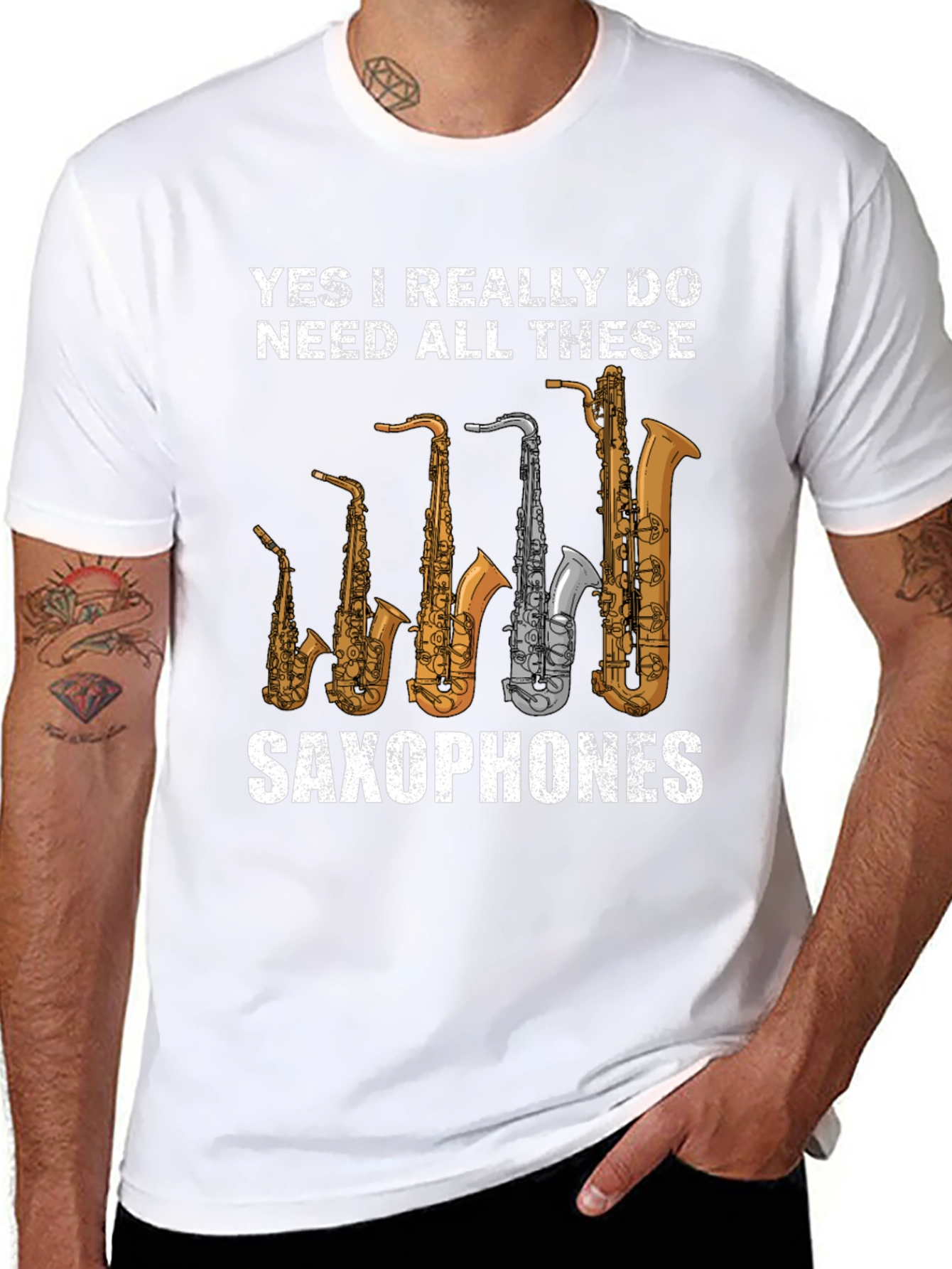 Camiseta Negra de Saxofones: ¡Para Amantes de la Música!