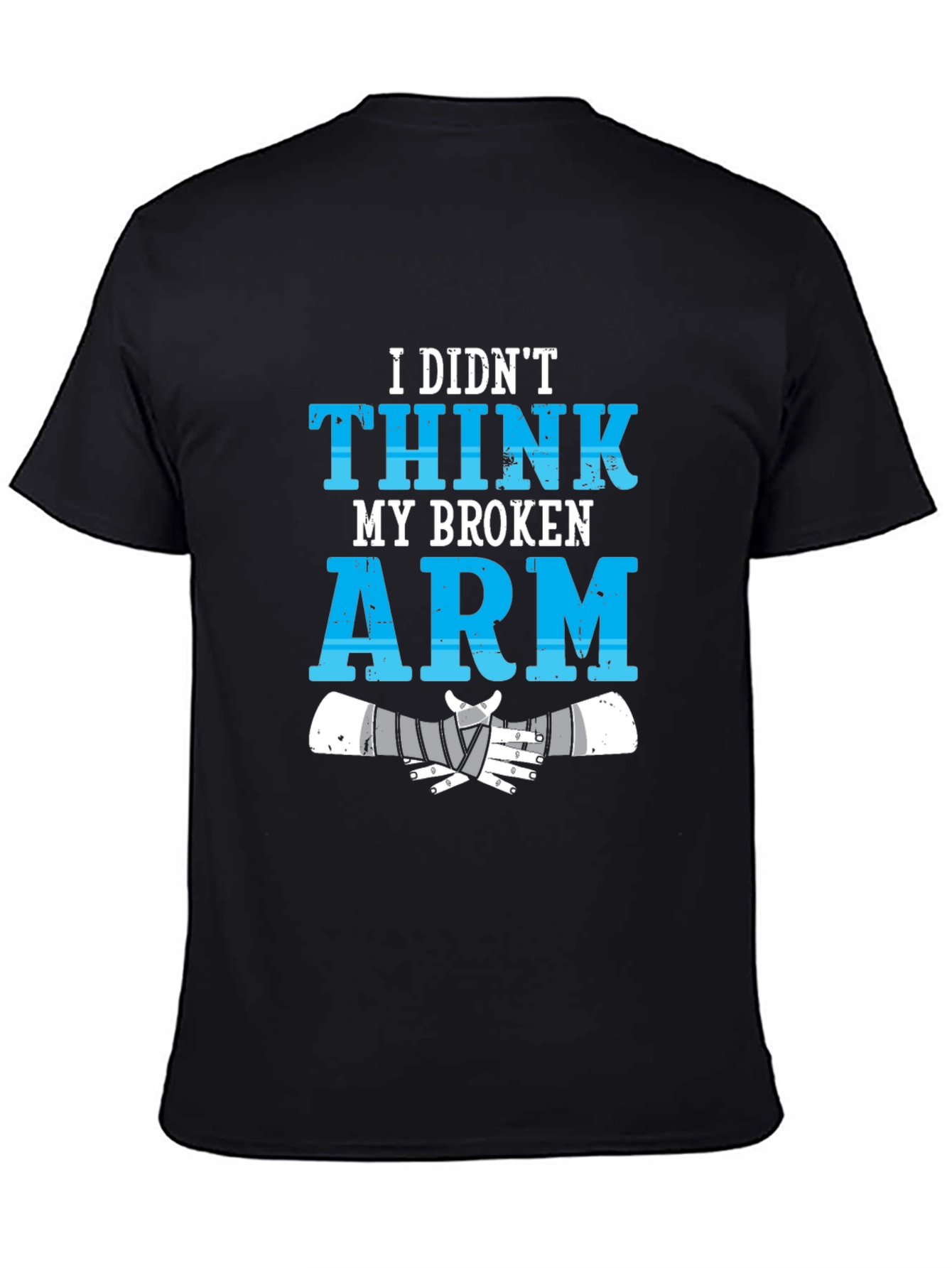 Camiseta Negra Brazo Roto Humorística