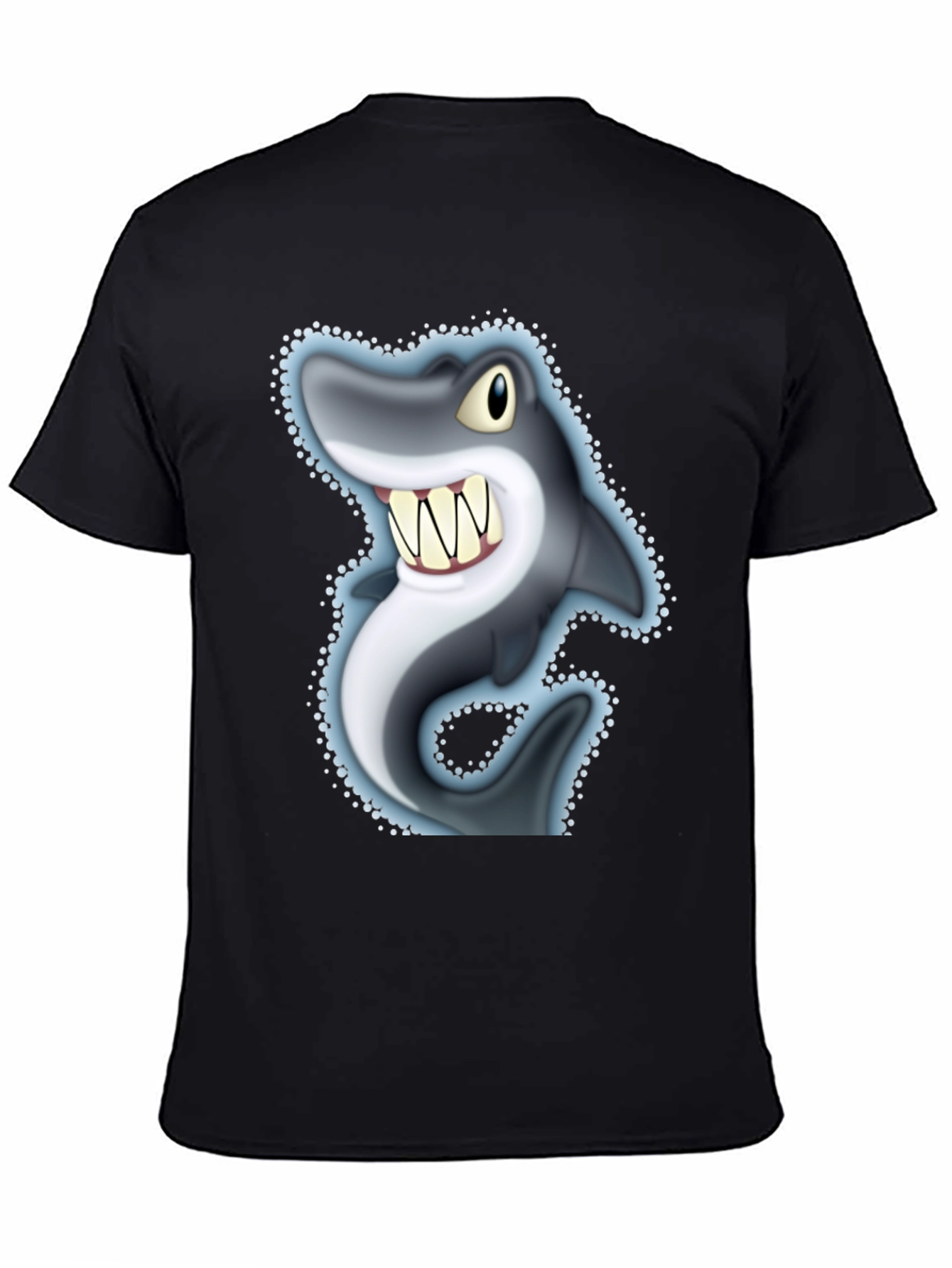 Camiseta Negra con Tiburón Caricatura