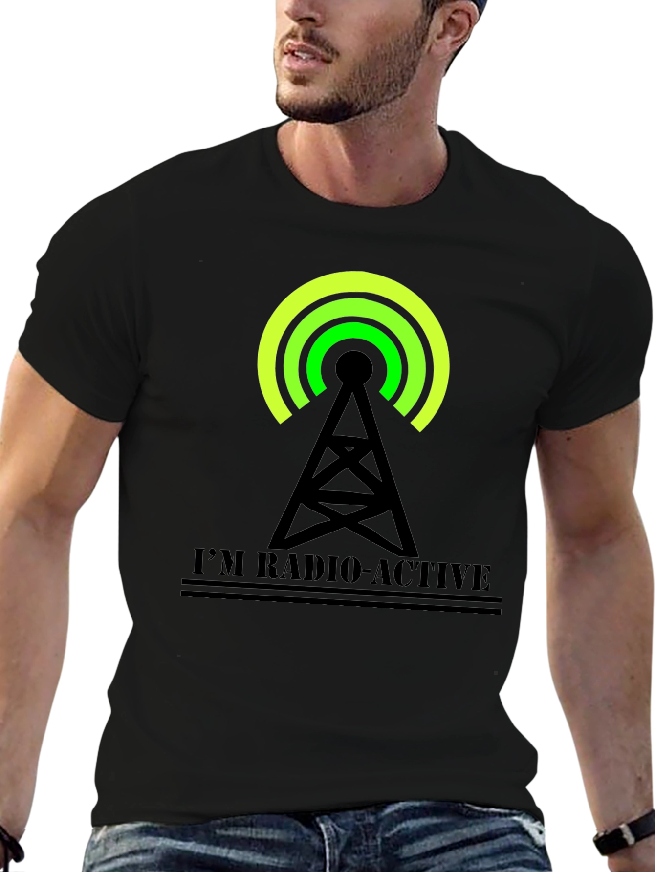 Camiseta Negra con Diseño de Antena Radio-Active