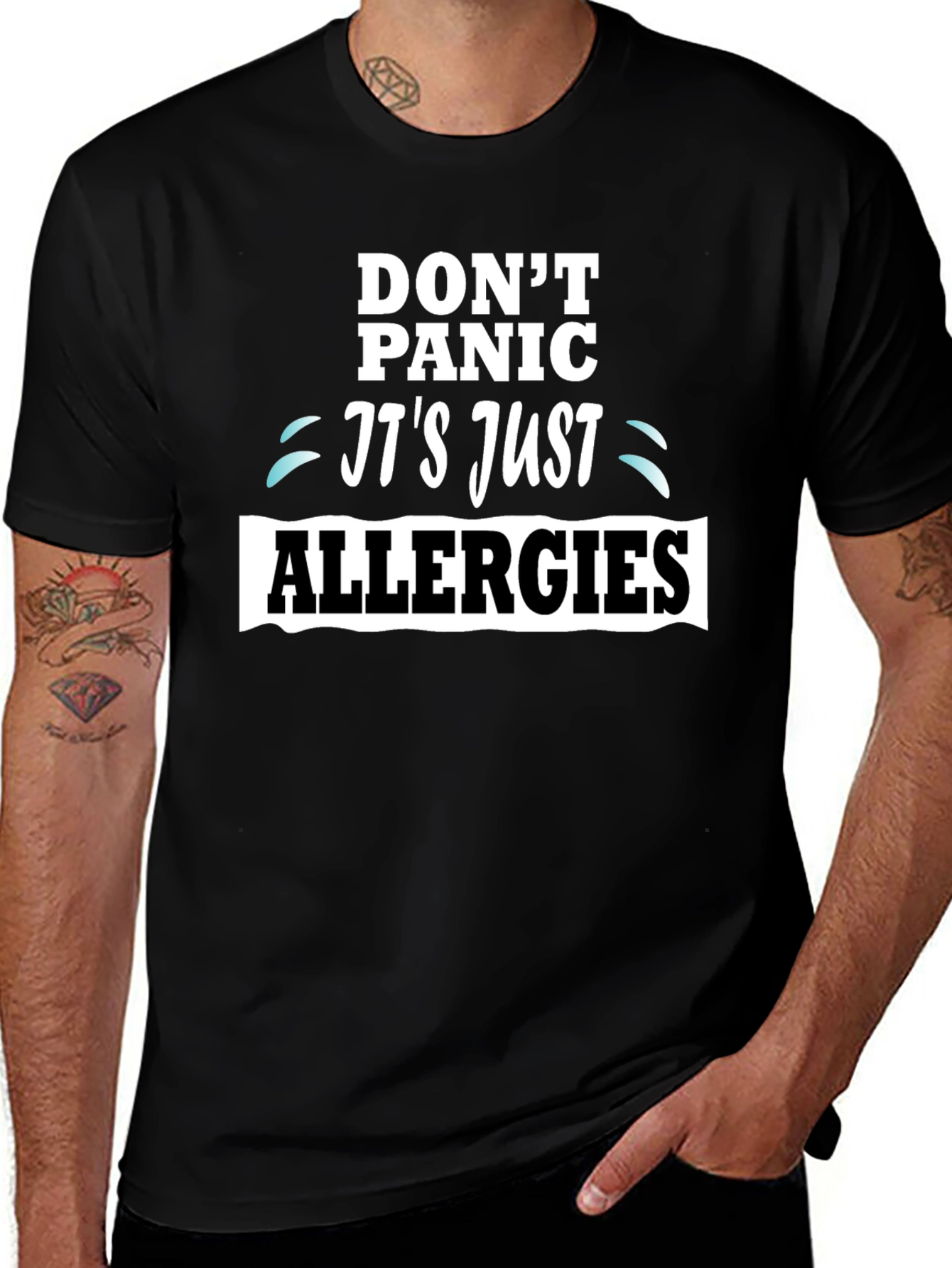 Camiseta Negra Dont Panic Its Just Allergies