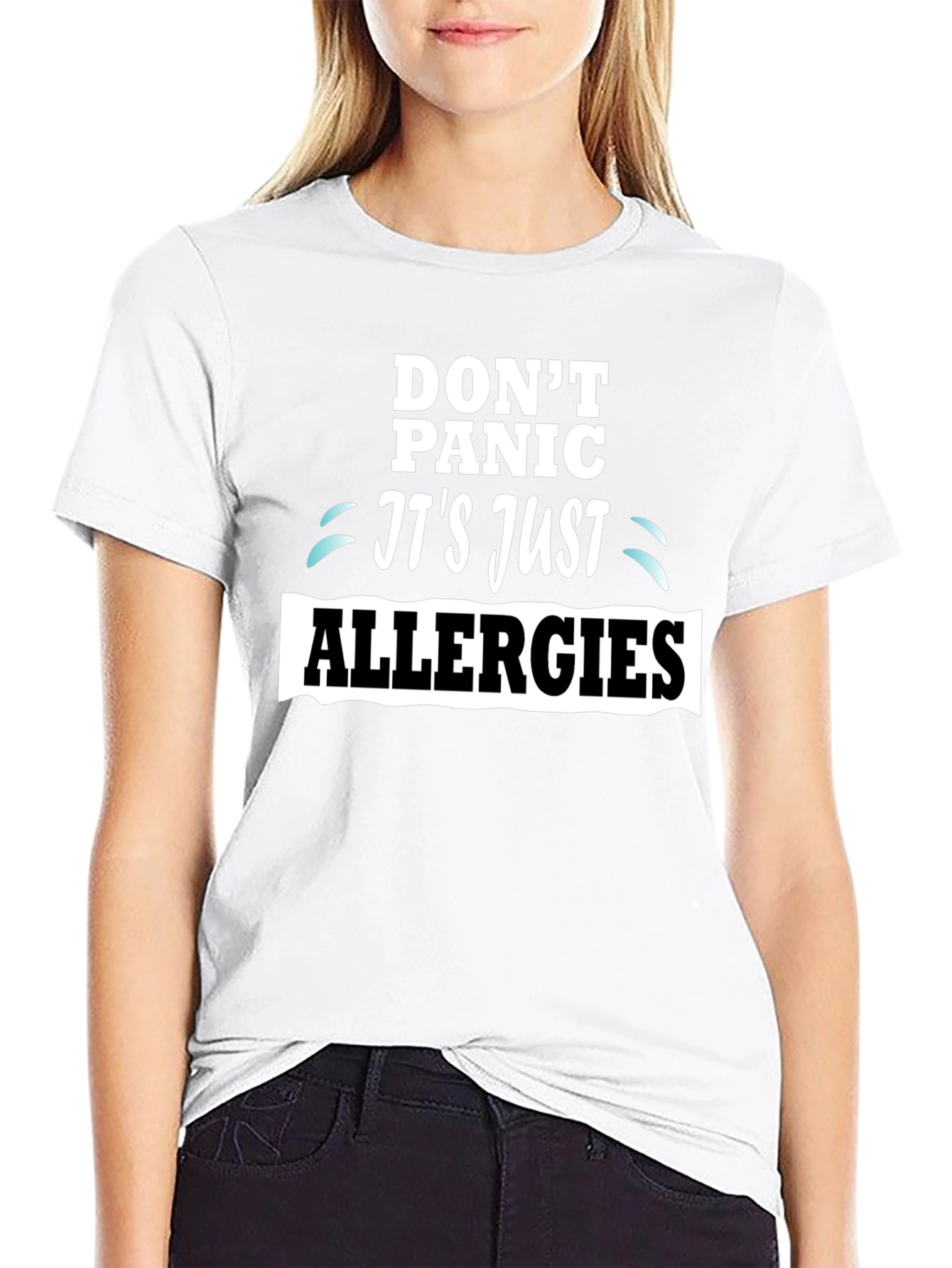 Camiseta Negra Dont Panic Its Just Allergies