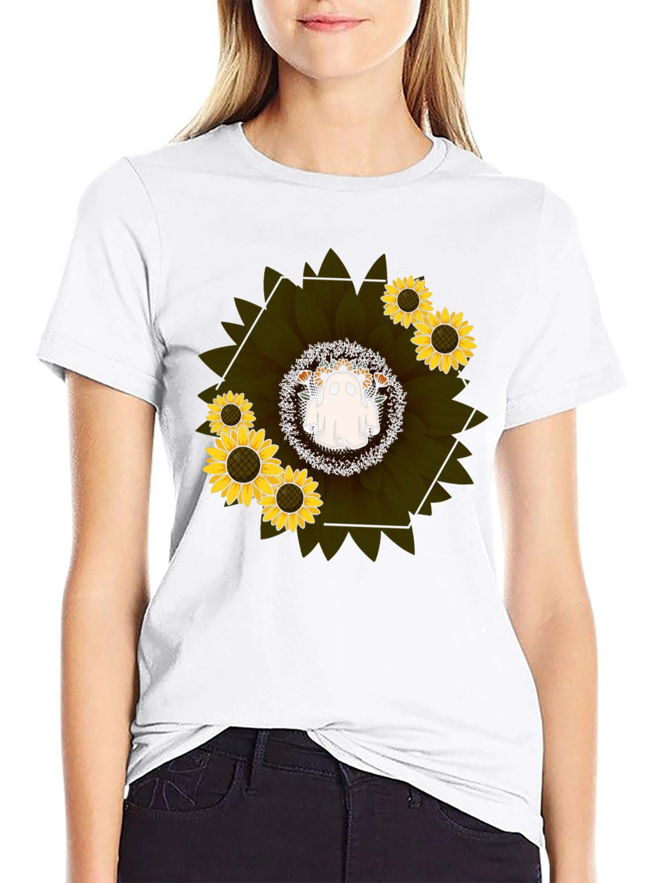 Camiseta Negra con Girasol y Fantasma