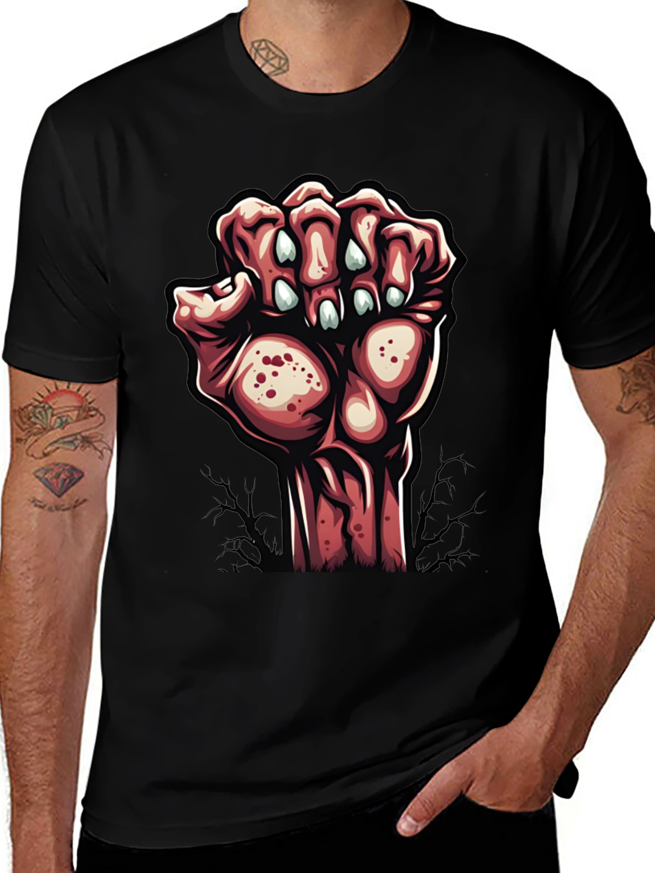 Camiseta Negra con Diseño de Mano Zombie
