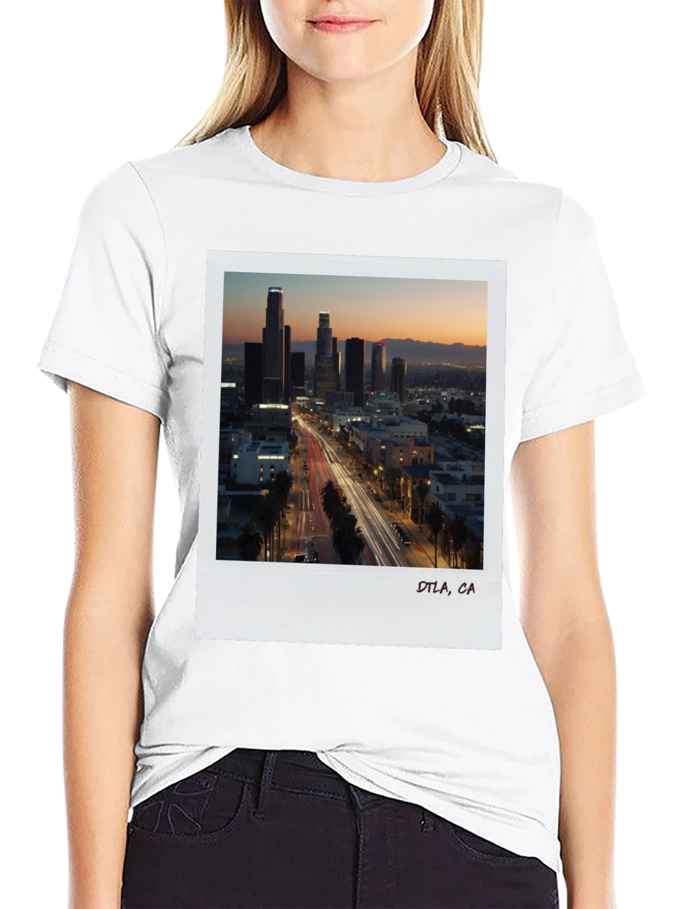 Camiseta Negra DTLA California - Estilo Urbano