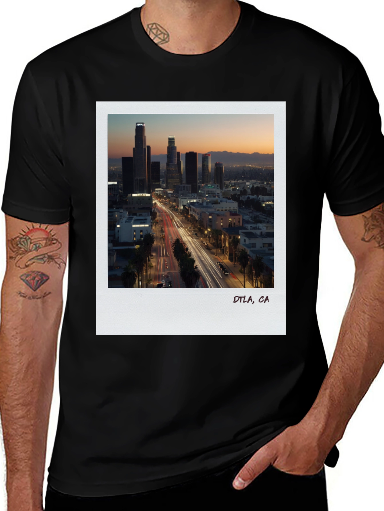 Camiseta Negra DTLA California - Estilo Urbano