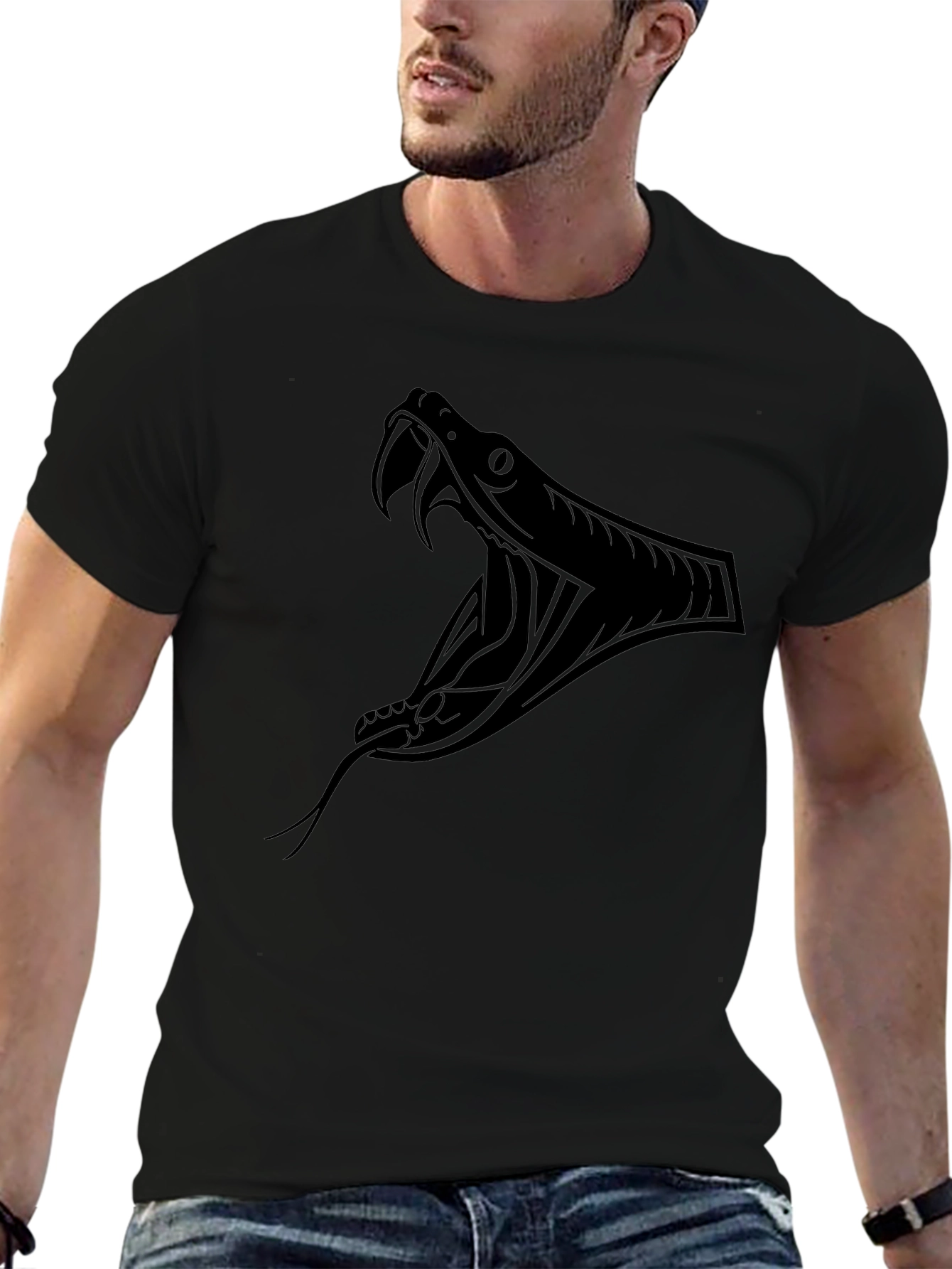 Camiseta Negra con Diseño de Serpiente