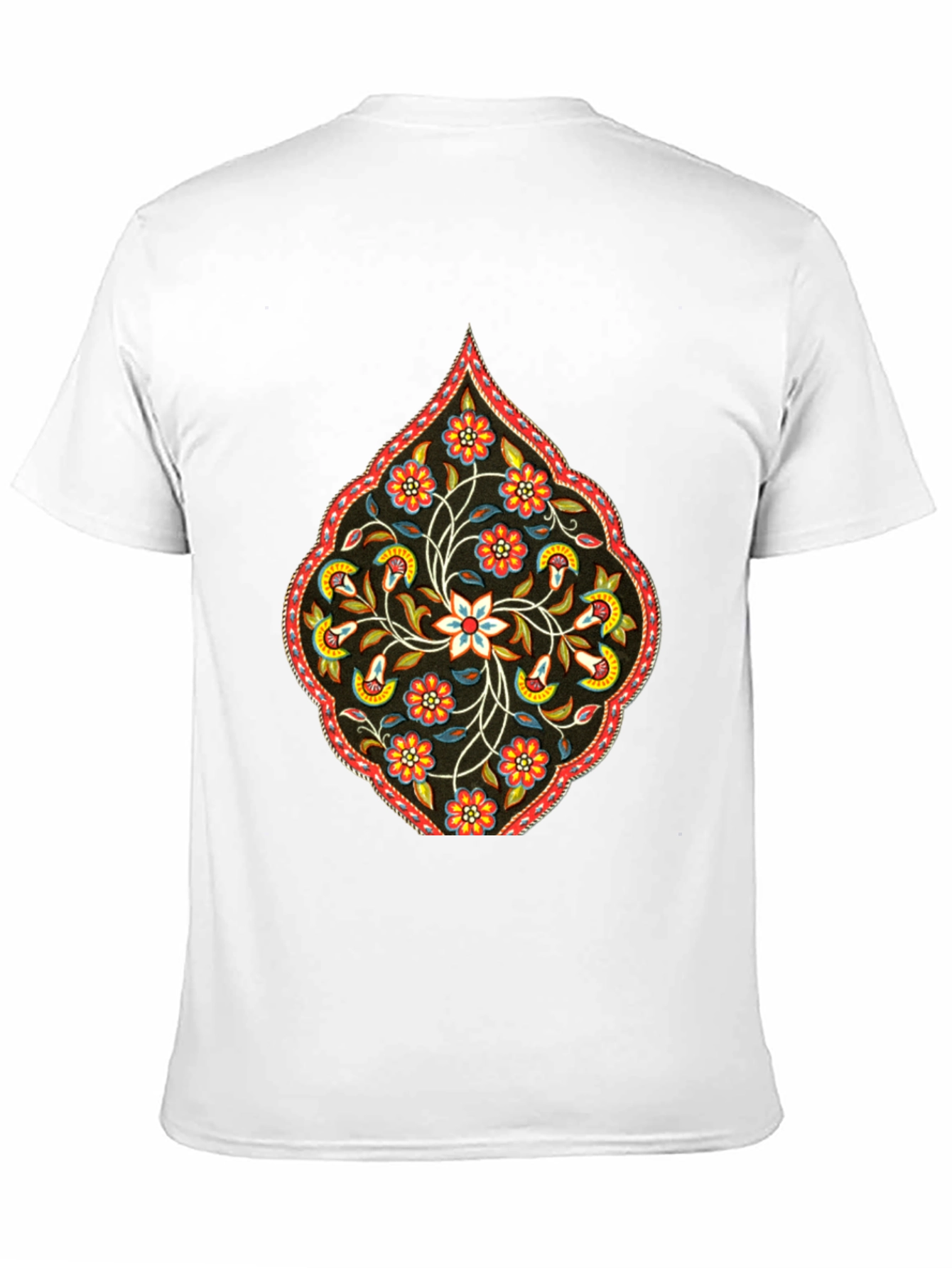 Camiseta Negra con Diseño Floral Persa