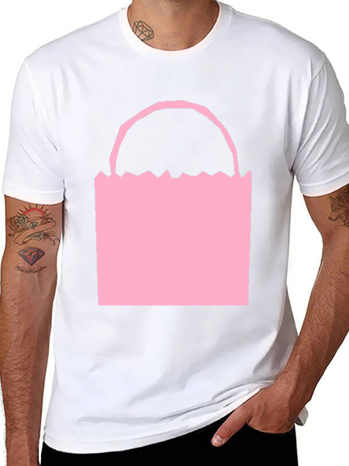 Camiseta Negra con Diseño de Bolsa Rosa