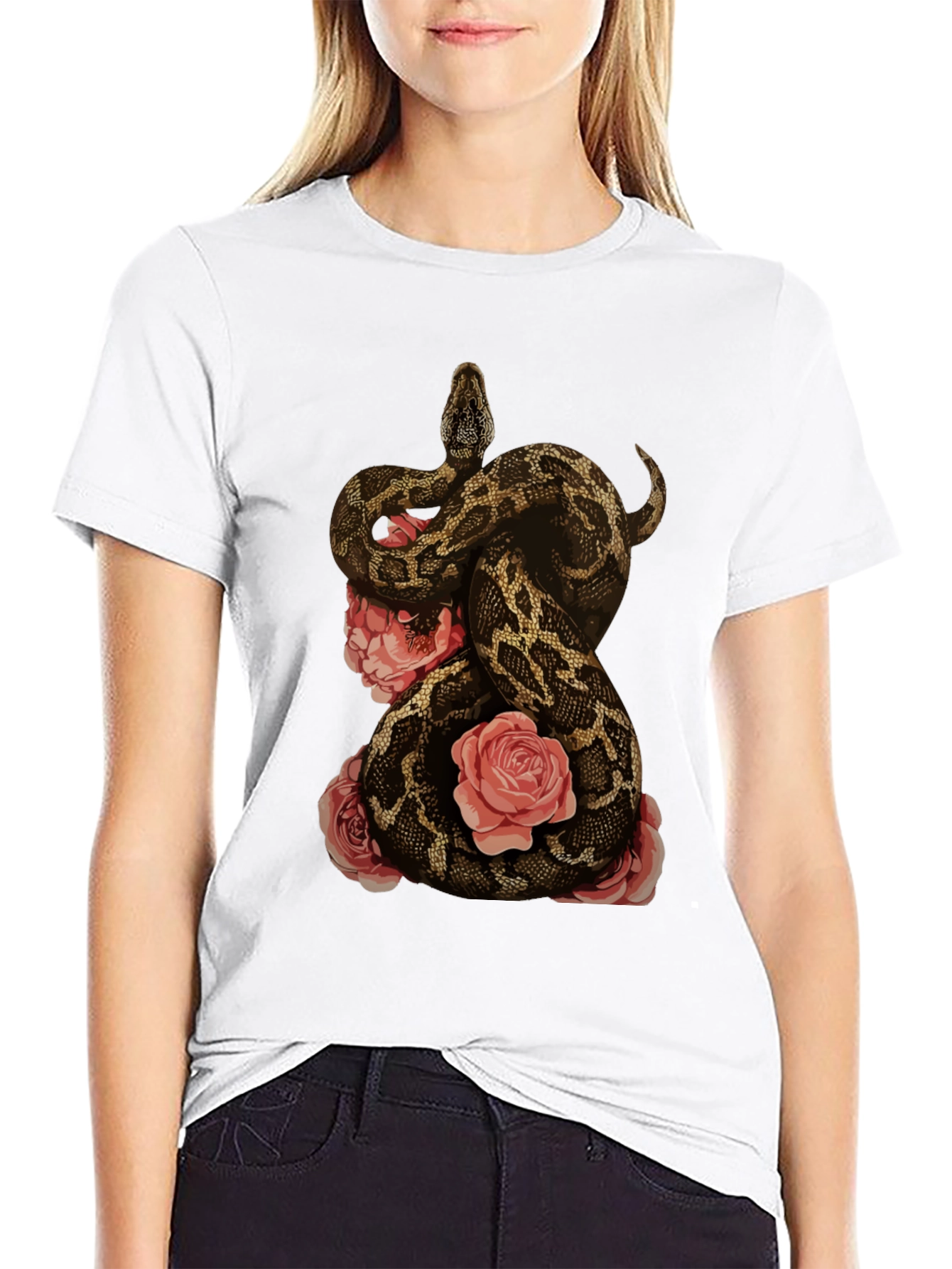 Camiseta Negra con Diseño de Serpiente y Rosas