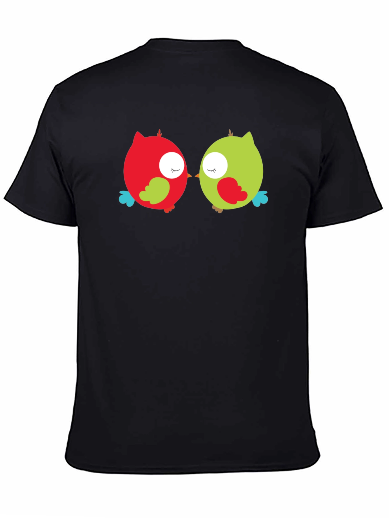 Camiseta Negra con Diseño de Búhos Enamorados